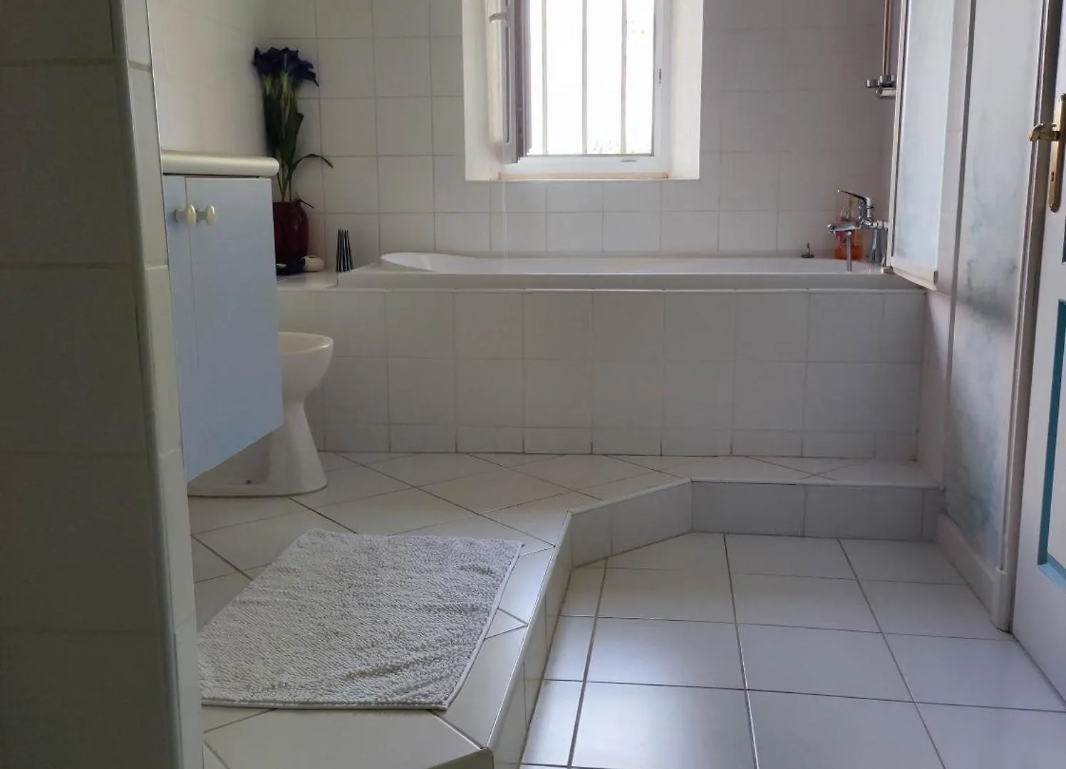 Chambre 3 Personnes Avec Salle De Bain Dans Mas Du Luberon Robion en Luberon